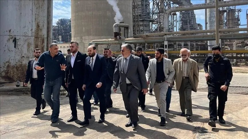 بعد توقف أشهر: مصفاة بانياس تعود للعمل بطاقة إنتاجية تصل إلى 95 ألف برميل يومياً