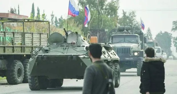 تحولات في شمال شرق سوريا: دوريات روسية في القامشلي تتجاوز "قسد" وتعكس تفاهمات موسكو ودمشق الجديدة