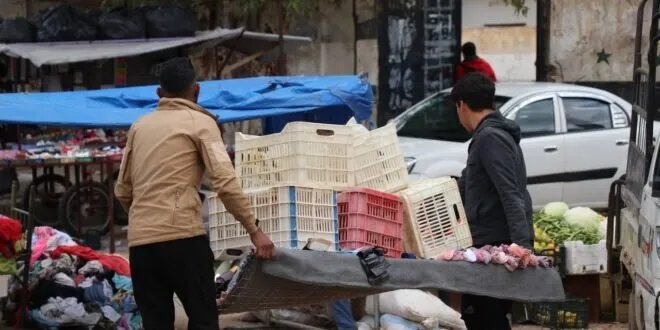 درعا: حملة مكثفة لإزالة البسطات العشوائية وتحسين الحركة المرورية