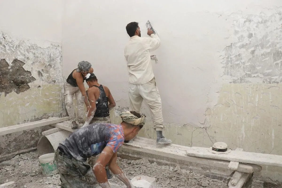 جهود إعادة الإعمار في دير الزور: تأهيل 200 منزل لعودة آمنة للعائلات