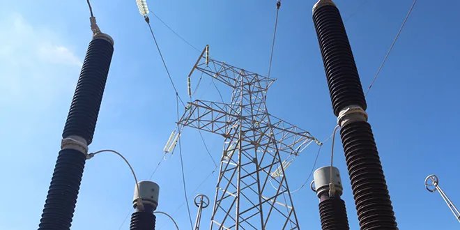 وزارة الطاقة تعلن: 5 ساعات تغذية كهربائية إضافية للمحافظات مع بدء استخدام الغاز الأذري