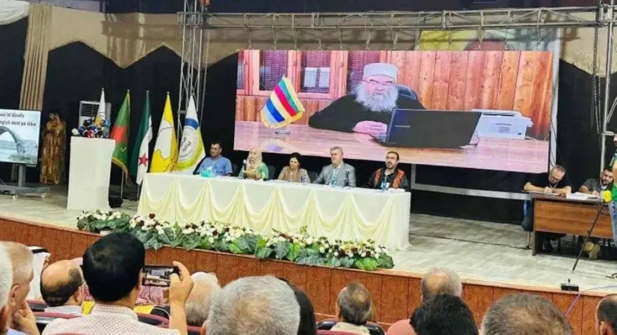 الحكومة السورية ترفض اجتماعات باريس مع قسد وتعتبر مؤتمر الحسكة ضربة للمفاوضات