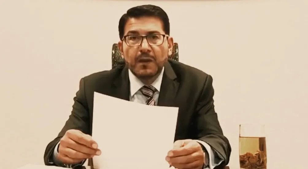 فيديو مؤثر: والد ناشط قُتل في دير الزور يروي تفاصيل اعتقاله وتعذيبه على يد الأمن العام