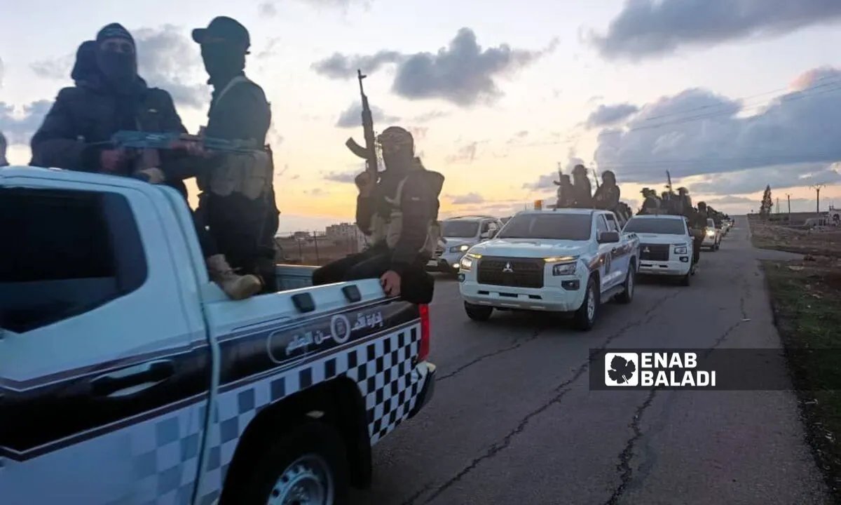 تفكك "اللواء الثامن" في درعا وتسليم مقدراته لوزارة الدفاع السورية بعد اتهامه باغتيال قيادي