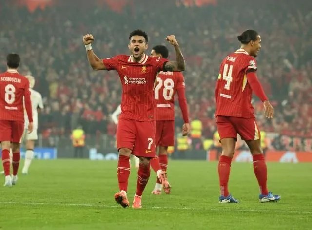 ليفربول يخطف فوزًا قاتلًا من ويستهام ويقترب من حسم لقب الدوري الإنجليزي