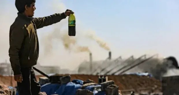 تلوث الهواء يفاقم معاناة سكان شمال شرق سوريا: أمراض وتشوهات خلقية وهجرة