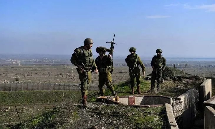 القنيطرة: الجيش الإسرائيلي يعتقل شاباً وينسحب من قرية طرنجة بعد مداهمات