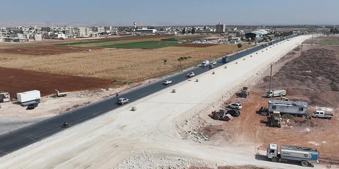 مشروع توسعة طريق باب الهوى - إدلب: جهود متواصلة لتحسين البنية التحتية وتسهيل حركة المرور