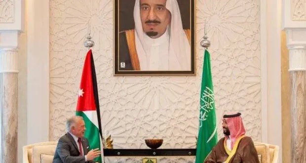 ولي العهد السعودي والملك الأردني يبحثان التطورات الإقليمية ويعززان التعاون في نيوم