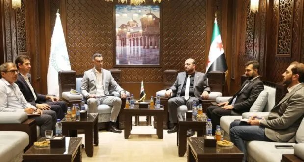 تعزيز التعاون الاقتصادي: مباحثات بين اتحاد غرف التجارة السورية والملحقين التجاريين الأتراك