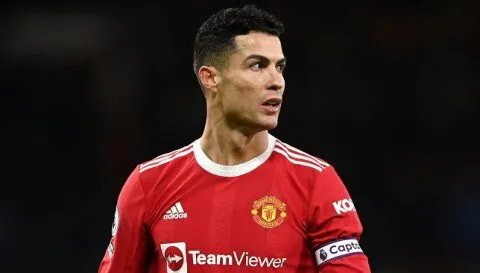 ماجواير يكشف: رونالدو كان يواجه صعوبات بمفرده في مانشستر يونايتد