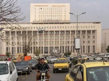 المركزي السوري يرفع القيود عن تحويل الأموال بين المحافظات لتنشيط الاقتصاد