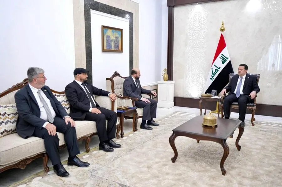 العراق يدعم استقرار سوريا ويبحث إحياء خط نفط كركوك-بانياس مع وزير الطاقة السوري