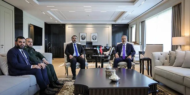 اجتماع رفيع المستوى في أنقرة: وزراء الخارجية والدفاع ورئيس الاستخبارات السورية يلتقون نظيرهم التركي