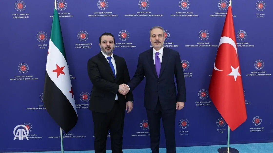 فيدان يكشف عن مساع إسرائيلية لإضعاف سوريا وزعزعة استقرارها