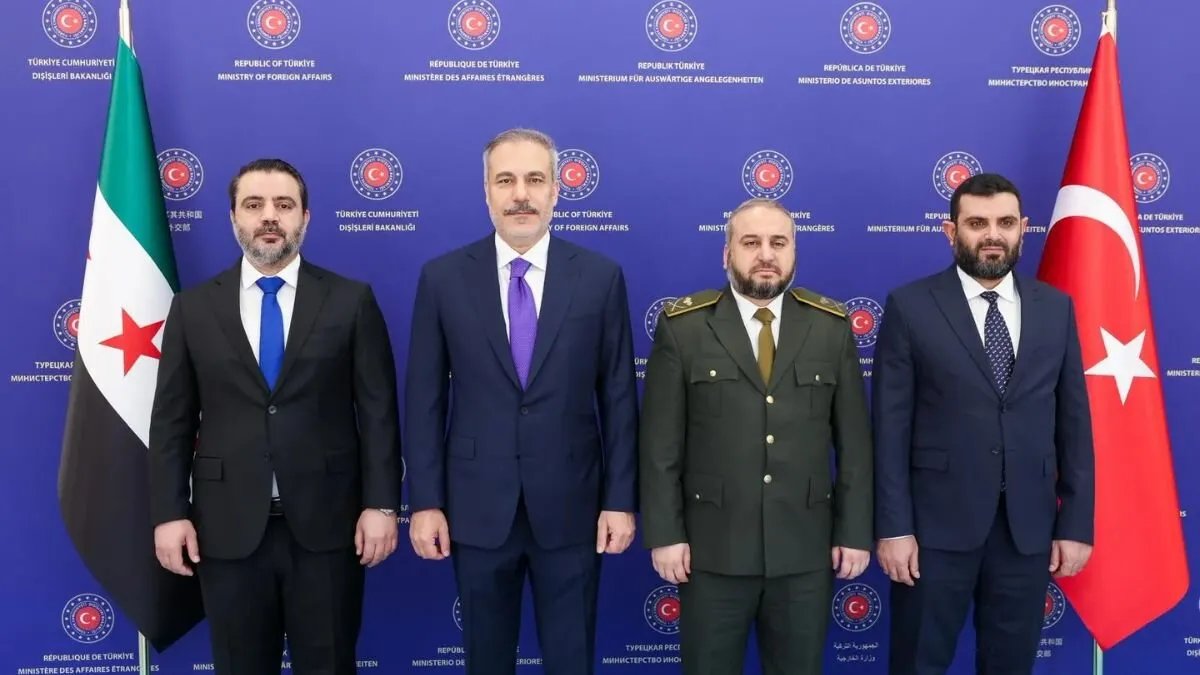 تصعيد محتمل في شمال شرق سوريا: دمشق وأنقرة تتبادلان التحذيرات بشأن قوات سوريا الديمقراطية