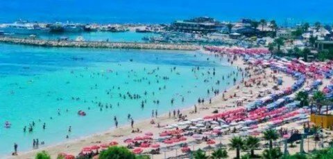 دليل شامل لزيارة قبرص: أفضل الأوقات، الأماكن السياحية، والاختلافات بين شطري الجزيرة