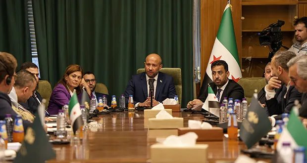 اجتماع موسع في دمشق لتسريع الاستجابة الإنسانية لمتضرري أحداث السويداء ودرعا