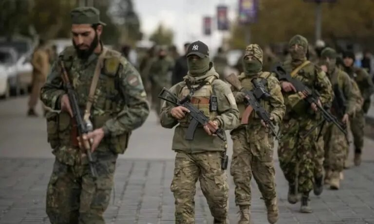 تقرير يكشف: استعدادات لعملية عسكرية محتملة ضد قوات سوريا الديمقراطية بدعم تركي