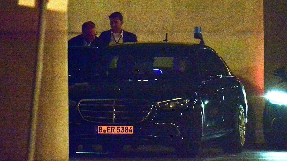 خلافات حكومية تدفع ميرتس لعقد اجتماع أزمة مغلق حتى منتصف الليل