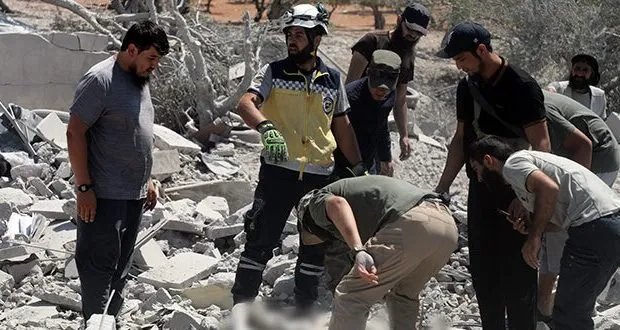 مأساة في إدلب: انفجار مبنى سكني يودي بحياة أربعة أشخاص بينهم أطفال