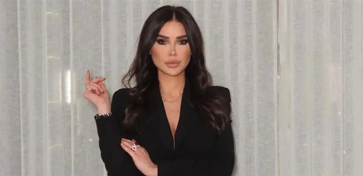 دينا فاخوري تكشف تفاصيل إيقافها عن الهواء بسبب عمليات التجميل