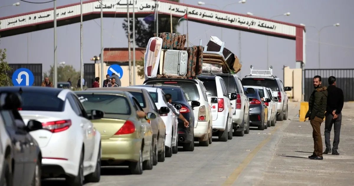 الأردن يكشف عن انخفاض حاد في تهريب البضائع عبر الحدود مع سوريا ونمو ملحوظ في حركة العبور