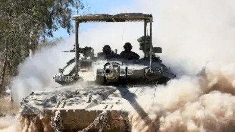 إعلام إسرائيلي: الجيش يستعد لاجتياح ما تبقى من غزة وإجلاء السكان جنوباً