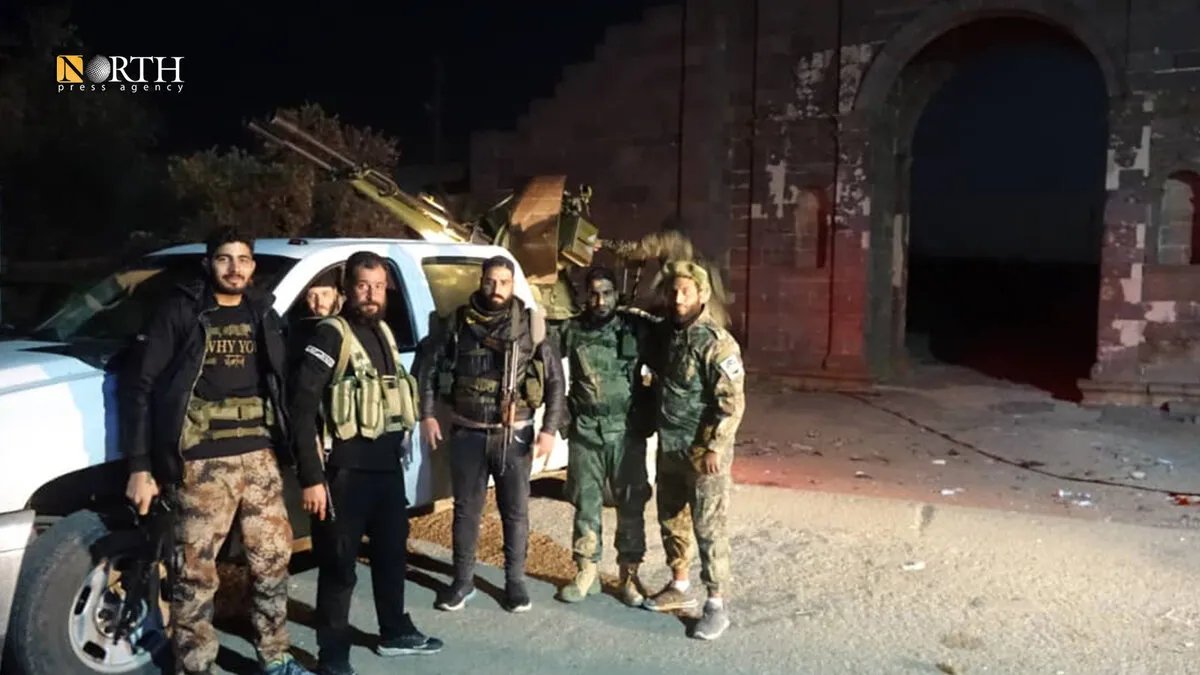 درعا: الجيش السوري يعزز تواجده في بصرى الشام بعد تفكك اللواء الثامن