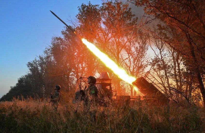 الدفاع الروسية تعلن عن تحرير بلدة ألكسندروغراد في دونيتسك وتواصل التقدم على مختلف المحاور