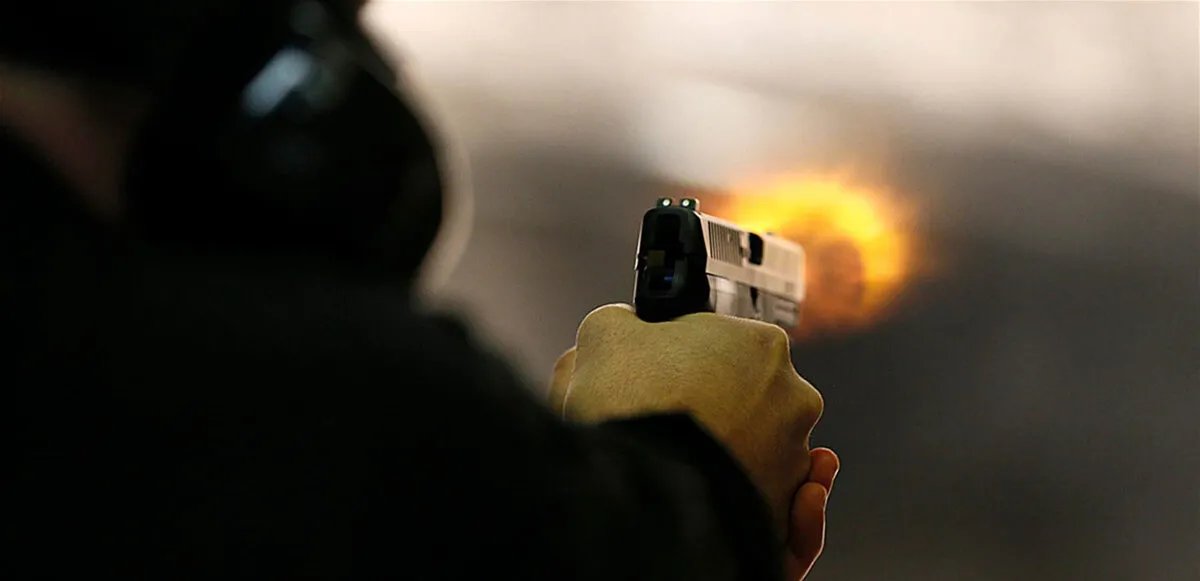 بثّ مباشر يتحوّل إلى مأساة: مقتل كيفن واتسون في شيكاغو بإطلاق نار