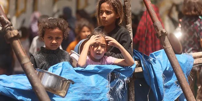 الأمم المتحدة تدعو إسرائيل لوقف استهداف العاملين في تأمين قوافل المساعدات بغزة وسط تفاقم المجاعة