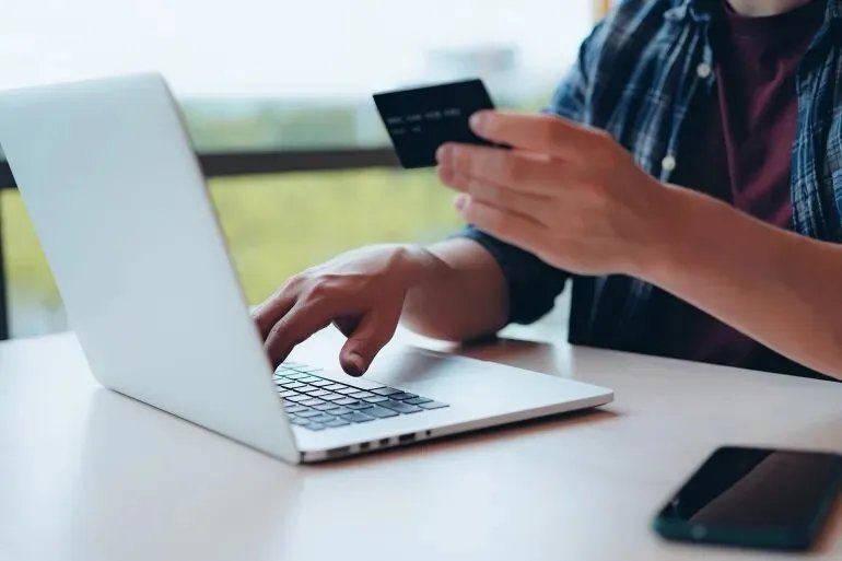 ألمانيا: ارتفاع حاد في الشكاوى من الخدمات الإلكترونية الوهمية