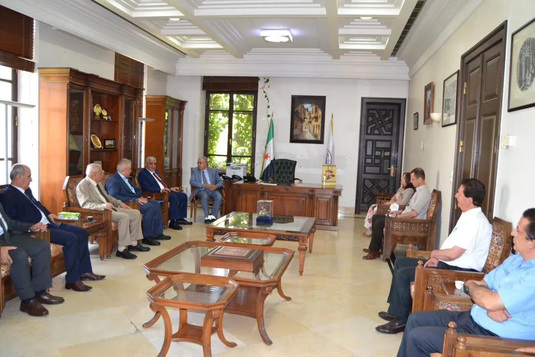 جامعة دمشق و"أكساد" يبحثان تعزيز البحث الزراعي والبيئي المستدام