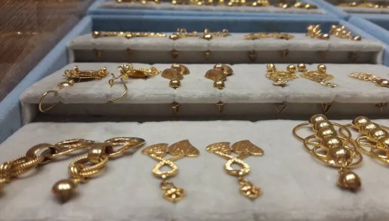 ارتفاع قياسي: غرام الذهب عيار 21 يتجاوز المليون ليرة في سوريا