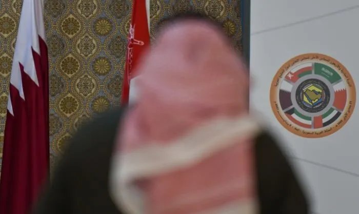 جدل واسع حول تدوينة تدعو لمنع الخليجيين من السفر إلى مصر.. ونجيب ساويرس يرد بحزم