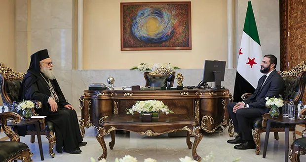 الرئيس الشرع يستقبل البطريرك يوحنا العاشر ويشدد على أهمية الدور الوطني للكنيسة في سوريا