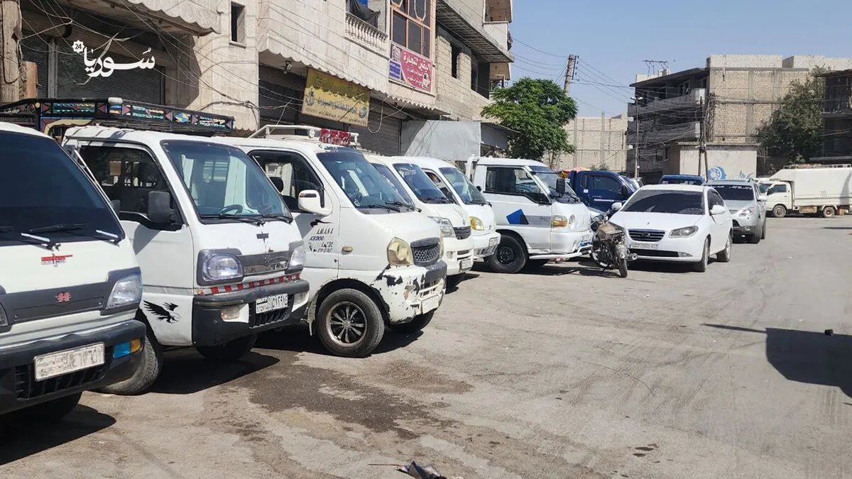 تراجع تجارة السيارات في منبج: التجار يتجهون إلى أسواق سرمدا وإدلب بحثاً عن أسعار أفضل