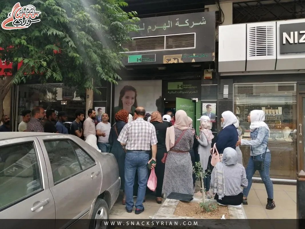 قفزة جديدة للدولار في السوق الموازية السورية تثير مخاوف من موجة تضخم