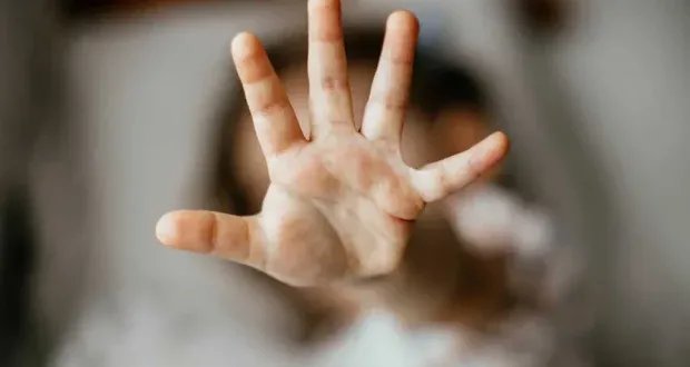 جريمة تهز درعا: مقتل طفلة (7 سنوات) بتعذيب وحشي على يد والدها وزوجته