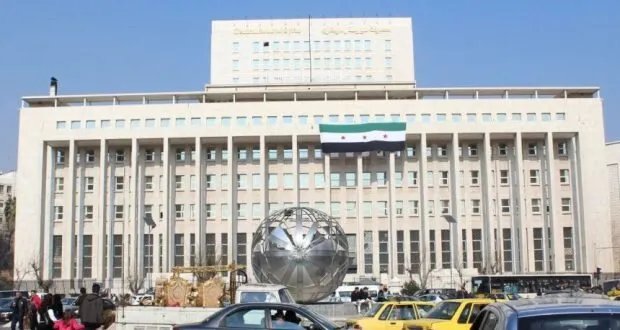 مصرف سوريا المركزي ينظم قطاع الصرافة لتعزيز الاقتصاد وإدارة السيولة