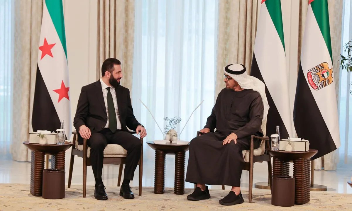 الإمارات تجدد دعمها لسوريا خلال المرحلة الانتقالية وتستقبل الرئيس الشرع في أبو ظبي