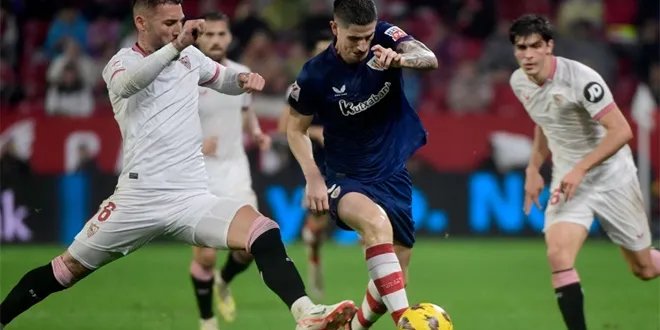 أتلتيك بلباو ينتصر على إشبيلية في مباراة مثيرة بالدوري الإسباني