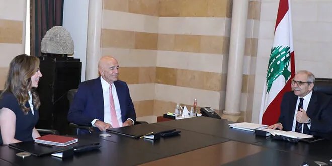 سلام وباراك يؤكدان على أهمية وحدة واستقرار سوريا ويدعوان إسرائيل لوقف العدوان