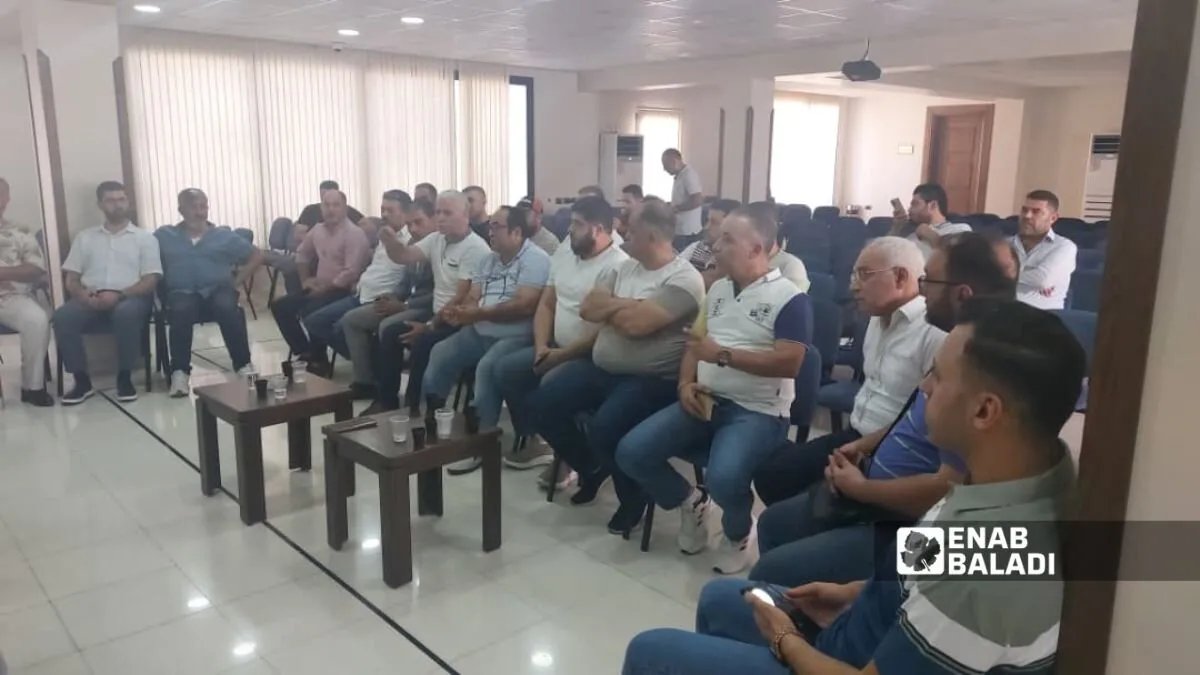 صناع الأحذية في حلب يطالبون بتعزيز حماية المنتج المحلي لمواجهة التحديات