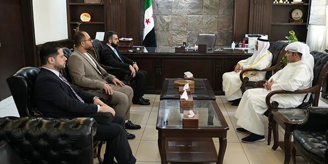 وزير الإدارة المحلية ومنظمة المدن العربية يتفقان على تعزيز مكانة المدن السورية دولياً وتطويرها