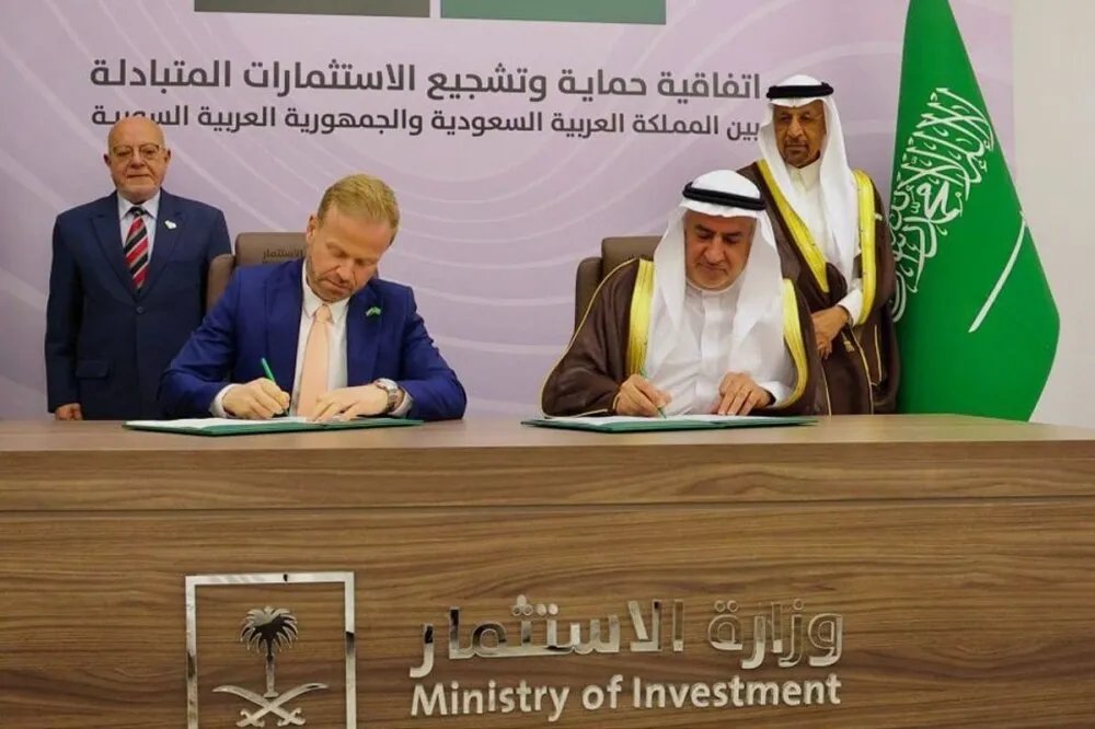 سوريا والسعودية توقعان اتفاقية تاريخية لتعزيز وحماية الاستثمارات المتبادلة