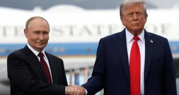 قمة ألاسكا: هل تفتح آفاقًا جديدة للعلاقات الاقتصادية بين أمريكا وروسيا؟