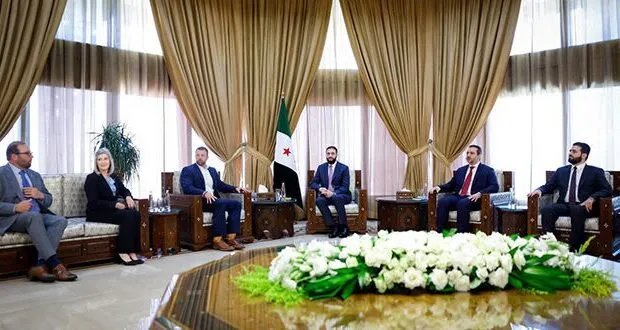 الرئيس الشرع يستقبل وفداً من الكونغرس الأمريكي في دمشق