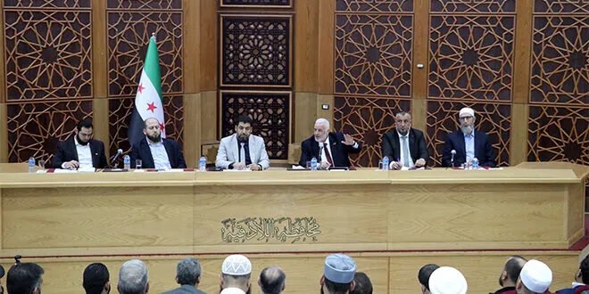 وزير الأوقاف يبحث في اللاذقية دور المؤسسات الدينية في خدمة المجتمع وتوحيد الجهود